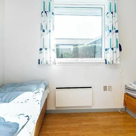 Semesterbostad Five-bedroom Holiday In Faaborg 1 *